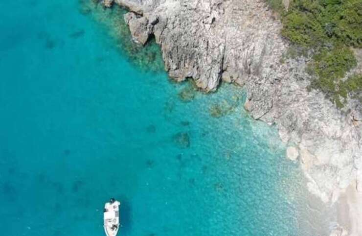 LUXURY BOAT tour