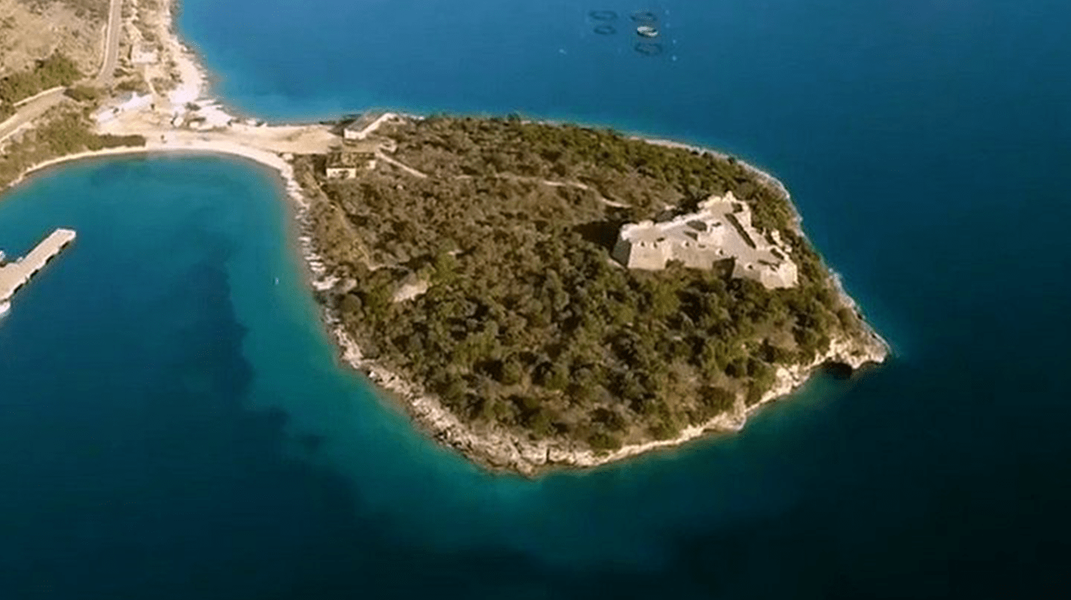 Historical Sites on the Himara Coast: Discovering Centuries of Hidden Stories