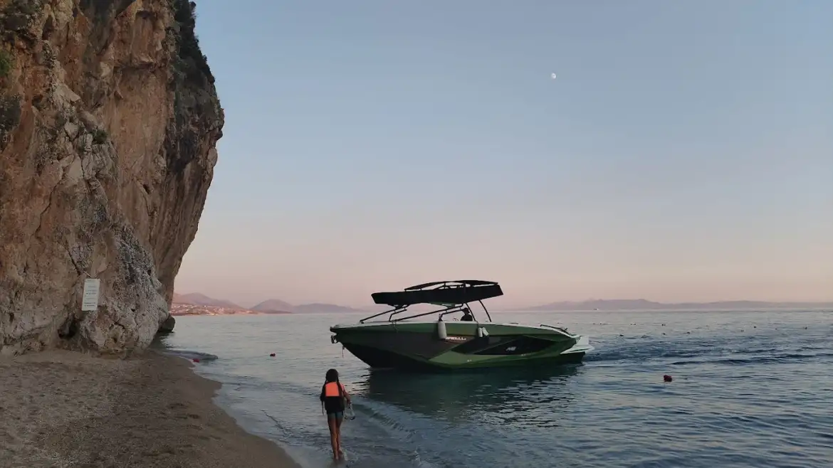 Sunset Boat Tour in Himara – What to Expect