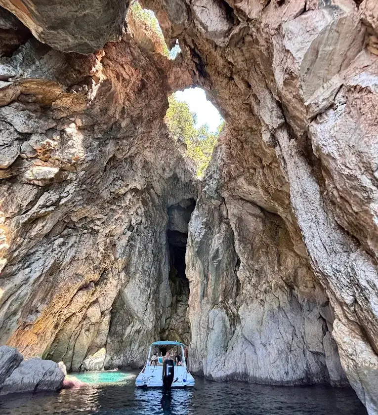 Pirate Cave Himara – The Hidden Sea Wonder You Shouldn’t Miss